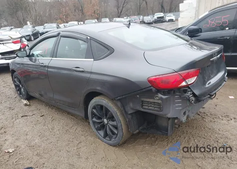 2016 Chrysler 200 S z USA, uszkodzony, nr VIN 1C3CCCBB7GN175089